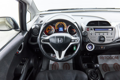 Продажа Honda Jazz II 1.3 MT (100 л.с.) 2008 Черный в Автодом