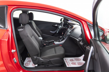 Продажа Opel Astra J Рестайлинг GTC 1.4 AT (140 л.с.) 2013 Коричневый в Автодом