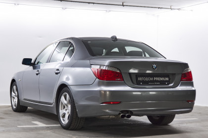 Продажа BMW 5 серии V (E60/E61) Рестайлинг 530i 3.0 AT (272 л.с.) 2007 Серый в Автодом
