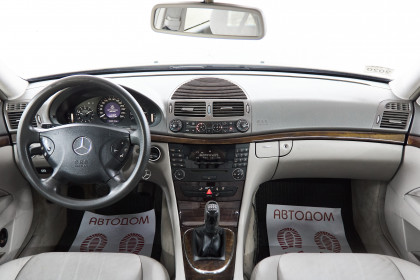 Продажа Mercedes-Benz E-Класс III (W211, S211) 220 2.1 MT (150 л.с.) 2003 Серый в Автодом