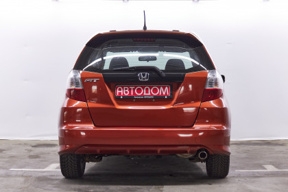 Продажа Honda Fit II 1.5 MT (120 л.с.) 2011 Оранжевый в Автодом