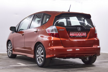 Продажа Honda Fit II 1.5 MT (120 л.с.) 2011 Оранжевый в Автодом