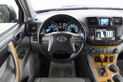 Продажа Toyota Highlander II (U40) 3.3 CVT (212 л.с.) 2008 Черный в Автодом