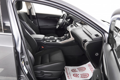 Продажа Lexus NX I Рестайлинг 300h 2.5 CVT (152 л.с.) 2018 Серый в Автодом