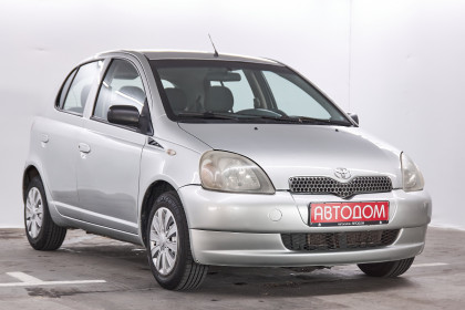 Продажа Toyota Yaris I 1.3 MT (86 л.с.) 2001 Серебристый в Автодом