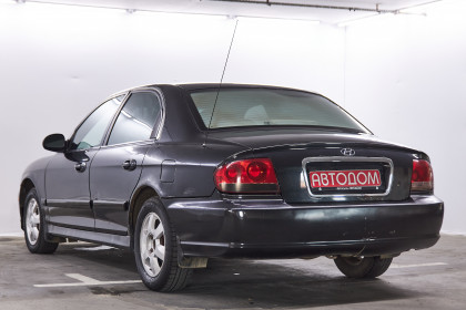 Продажа Hyundai Sonata IV (EF) Рестайлинг 2.4 AT (138 л.с.) 2002 Черный в Автодом