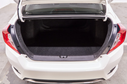 Продажа Honda Civic X 1.5 CVT (174 л.с.) 2019 Белый в Автодом