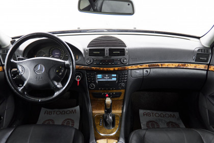 Продажа Mercedes-Benz E-Класс III (W211, S211) 270 2.7 AT (177 л.с.) 2003 Коричневый в Автодом