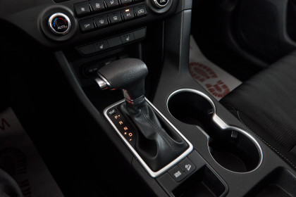 Продажа Kia Sportage IV Рестайлинг 2.0 AT (150 л.с.) 2020 Красный в Автодом