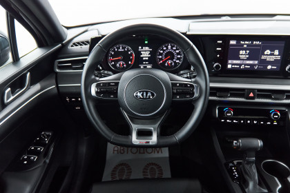 Продажа Kia K5 III 1.6 AT (180 л.с.) 2021 Бордовый в Автодом