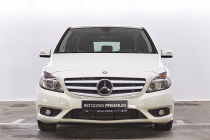 Продажа Mercedes-Benz B-Класс II (W246) 180 1.6 AMT (122 л.с.) 2013 Белый в Автодом