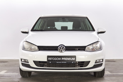 Продажа Volkswagen Golf VII 1.4 AMT (122 л.с.) 2012 Белый в Автодом