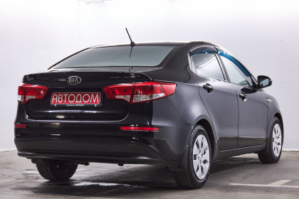 Продажа Kia Rio III 6-speed 1.6 MT (123 л.с.) 2015 Черный в Автодом