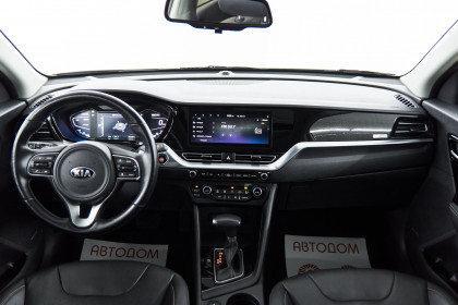 Продажа Kia Niro I Рестайлинг 1.6 AMT (105 л.с.) 2021 Серебристый в Автодом