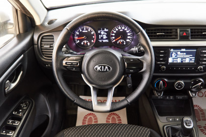 Продажа Kia Rio IV X-Line 1.4 MT (100 л.с.) 2018 Серебристый в Автодом