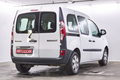 Продажа Renault Kangoo II Рестайлинг 1.6 AT (105 л.с.) 2018 Белый в Автодом