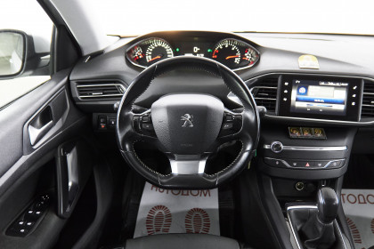 Продажа Peugeot 308 II 1.6 MT (115 л.с.) 2016 Серебристый в Автодом