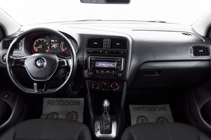 Продажа Volkswagen Polo V Рестайлинг 1.6 AT (110 л.с.) 2015 Коричневый в Автодом