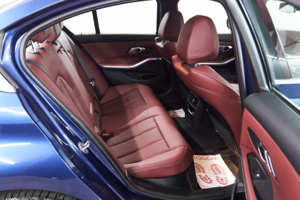 Продажа BMW 3 серии VII (G2x) 330i 2.0 AT (258 л.с.) 2021 Синий в Автодом