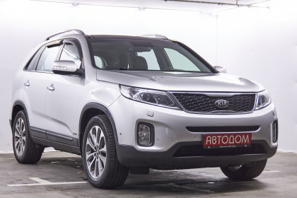 Продажа Kia Sorento II Рестайлинг 2.4 AT (192 л.с.) 2013 Серебристый в Автодом