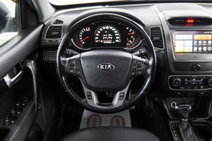 Продажа Kia Sorento II Рестайлинг 2.4 AT (192 л.с.) 2013 Серебристый в Автодом