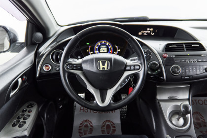 Продажа Honda Civic VIII Рестайлинг 1.8 MT (140 л.с.) 2008 Коричневый в Автодом