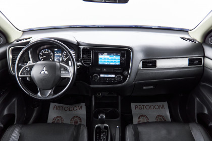 Продажа Mitsubishi Outlander III 2.0 CVT (146 л.с.) 2014 Белый в Автодом