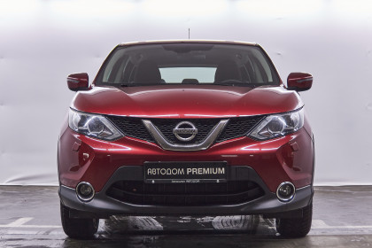Продажа Nissan Qashqai II 2.0 MT (144 л.с.) 2015 Красный в Автодом