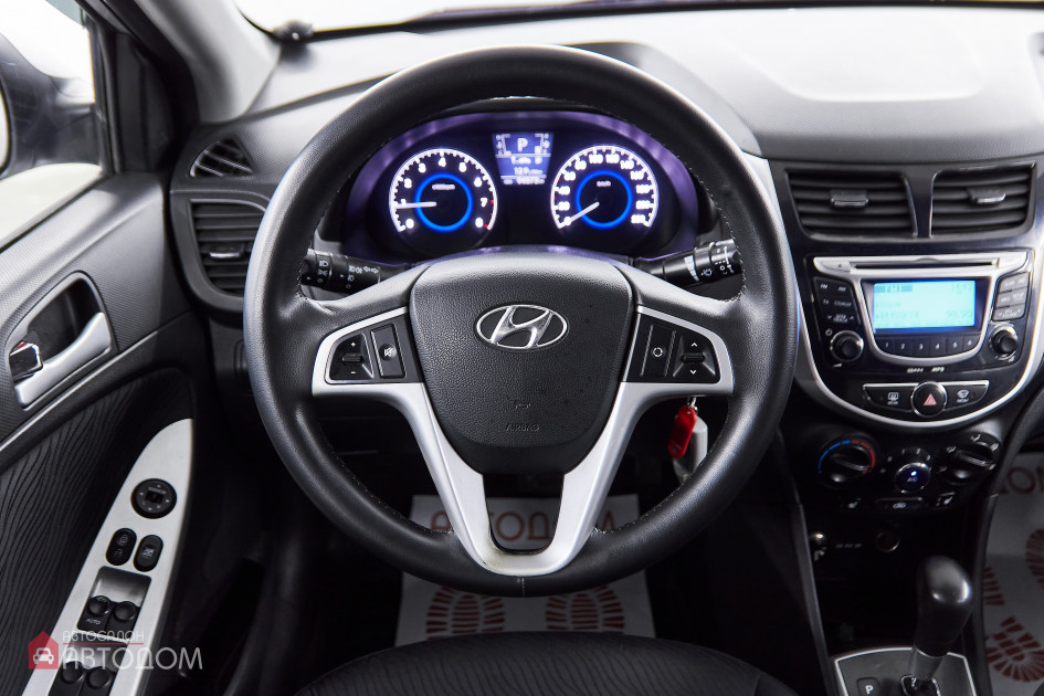 Продажа Hyundai Solaris I 1.6 AT (123 л.с.) 2012 Серебристый в Автодом