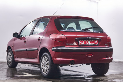 Продажа Peugeot 206 I 1.9 MT (69 л.с.) 2000 Бордовый в Автодом