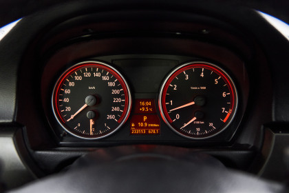 Продажа BMW 3 серии V (E90/E91/E92/E93) 325i 2.5 AT (218 л.с.) 2005 Черный в Автодом
