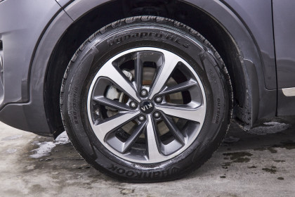 Продажа Kia Sorento III Prime Рестайлинг 8-speed 2.0 AT (186 л.с.) 2019 Серый в Автодом