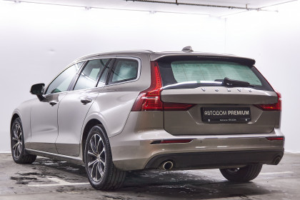 Продажа Volvo V60 II 2.0 AT (190 л.с.) 2019 Серый в Автодом
