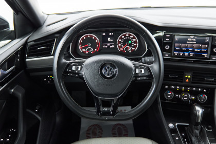 Продажа Volkswagen Jetta VII 6-speed 1.4 AT (150 л.с.) 2020 Серый в Автодом