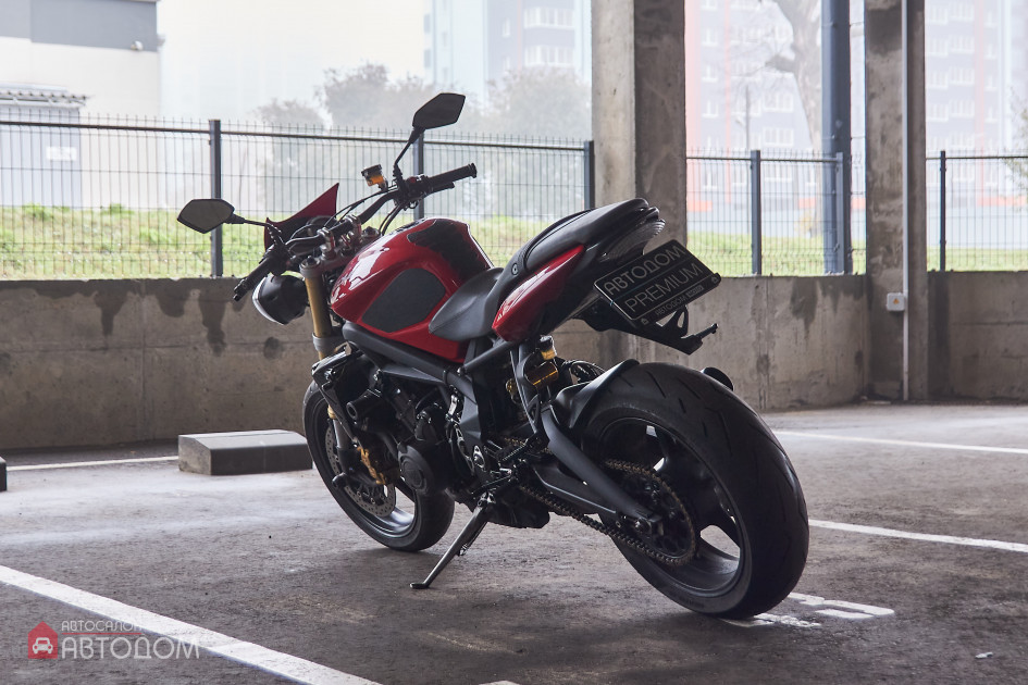 Продажа Triumph Street Triple 2012 Черный в Автодом