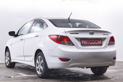 Продажа Hyundai Solaris I 1.6 MT (123 л.с.) 2012 Белый в Автодом