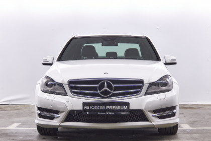 Продажа Mercedes-Benz C-Класс III (W204) Рестайлинг 180 1.6 AT (156 л.с.) 2012 Белый в Автодом