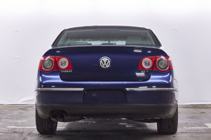 Продажа Volkswagen Passat B6 2.0 AT (200 л.с.) 2005 Синий в Автодом