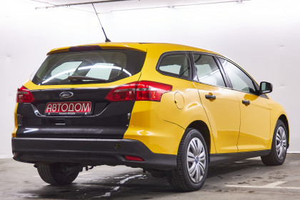 Продажа Ford Focus III Рестайлинг 1.6 MT (105 л.с.) 2016 Желтый в Автодом