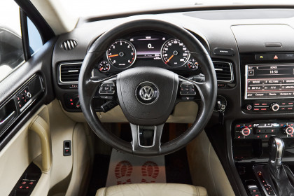 Продажа Volkswagen Touareg II 3.0 AT (240 л.с.) 2010 Коричневый в Автодом