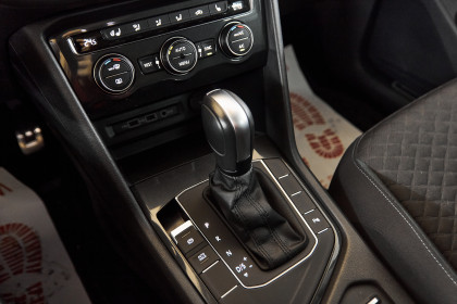 Продажа Volkswagen Tiguan II 1.4 AMT (150 л.с.) 2020 Черный в Автодом