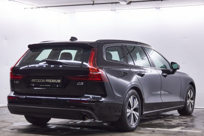 Продажа Volvo V60 II 2.0 AT (150 л.с.) 2018 Черный в Автодом