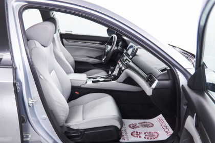 Продажа Honda Accord X 1.5 CVT (192 л.с.) 2018 Серебристый в Автодом