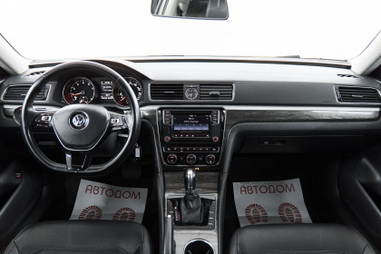 Продажа Volkswagen Passat (North America and China) I Рестайлинг 1.8 AT (170 л.с.) 2016 Белый в Автодом