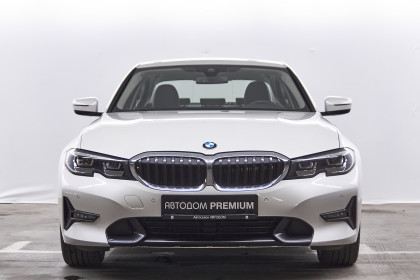 Продажа BMW 3 серии VII (G2x) 330d 3.0 AT (265 л.с.) 2019 Белый в Автодом