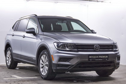 Продажа Volkswagen Tiguan II Allspace 2.0 AT (187 л.с.) 2019 Серый в Автодом