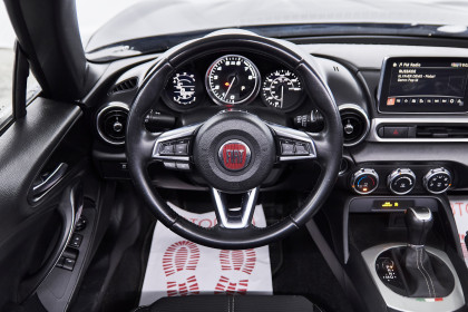 Продажа Fiat 124 Spider I 1.4 AT (160 л.с.) 2018 Черный в Автодом