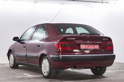 Продажа Citroen Xsara I 2.0 MT (90 л.с.) 2000 Бордовый в Автодом