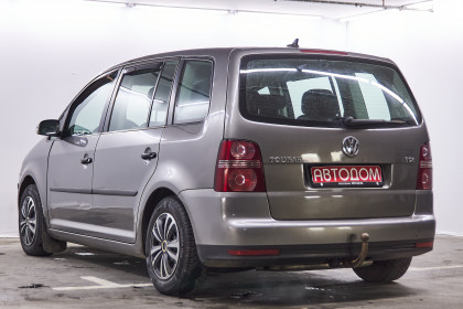 Продажа Volkswagen Touran I Рестайлинг 1.9 MT (105 л.с.) 2007 Серый в Автодом