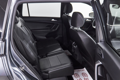 Продажа Volkswagen Tiguan II Рестайлинг Allspace 2.0 AT (186 л.с.) 2021 Серый в Автодом
